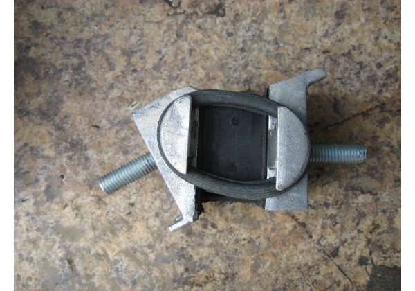 подушка, (опора двигуна задня) Renault 21, 7700766126
